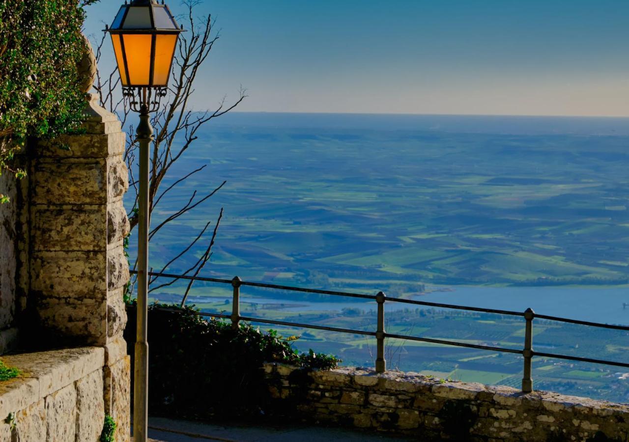 Appartamento Mavi Trapani Buitenkant foto